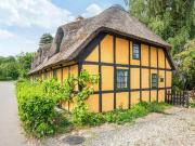 6 person holiday home in Glesborg