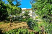 Apartments with parking space Barbat, Rab - 27424