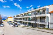 Apartments with WiFi Vrbnik, Krk - 27444