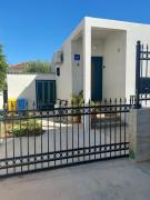 Apartments with parking space Rogoznica - 27466