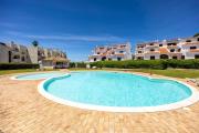 Alvor Arcos Beach