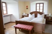 Burgappartement - Herrenhaus Ein Platz im Grünen