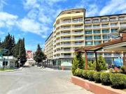 Two-bedroom apartment in Miramar complex