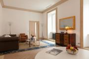 Charm & Elegance off Via Veneto 2BR, 2BA