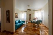 Casa dellArte Corfu, Next to St Spiridon Church