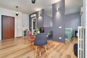 LA QUEEN APARTMENT