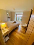 Top Kington