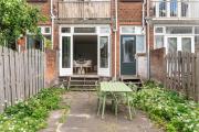 Urban oasis with garden in Rotterdam
