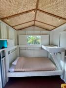 Top Laie