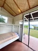 Top Laie