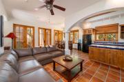 Oceanview Escape with Rooftop Terrace & Mountain Views Welcome to your perfect coastal retreat!