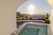 Top Oia