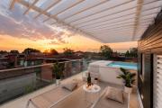 Rooftop Pool - VIP Penthouse