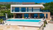Seaview Villa Allure, Luxurious 4 en-suite bedroom Retreat with panoramic sea views