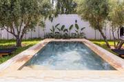 luxe aux portes de marrakech pool and atlas