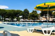 Ideal getaway apartment with pool
