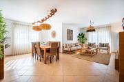 Villa Monte das Oliveiras with Private Pool