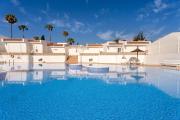 Aqua Garden Villa - Spacious 3-Bedroom Holiday Home with Terrace, BBQ & Pool Access in Costa Adeje