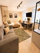 Chill & Ride Apartment - free private parking space