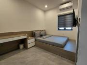 ZENITH STAY by Lans