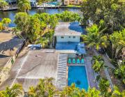 Salt & Palm - Boutqiue Waterfront Villa