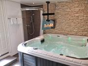 Private Spa Sauna und Whirlpool Wellnessapartment Seeshaupt