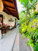 Onadi House
