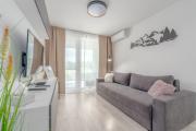 SkyFlat Bratislava-New Apartment near Airport Free Parking
