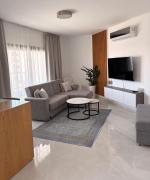 Top Paralimni