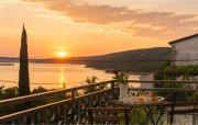 3 Bedroom Beautiful Home In Jadranovo