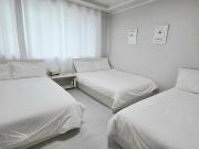 Group accommodation Business trip Free parking