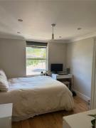 Stylish Hyde Park Retreat Walk to Kensington & Oxford St