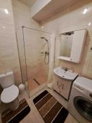 Apartament cu 3 camere decomandat in Mamaia Nord