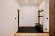 Ringi Heritage Old Town Residences - The Brick & Beam Apartment - Terrace & Parking