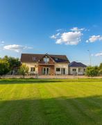 Bright Countryside Suite in a Large Rural Estate