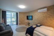 MyFlat Wave Garden Apartment