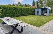 Cozy Home In Sint Kruis With Wifi