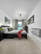 Modern Bermondsey Apartment, 5 Min to Tube, Walk to Tower Bridge, Zone 2 London