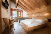 Top La Villa