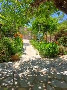 Top Himare