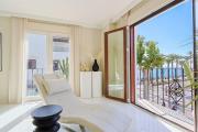 Apartamento con 2BDR terraza y balcón