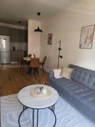 Apartment 51 Central Point