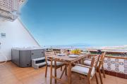 Luxurious 2-Bedroom Apartment with Ocean View in Costa Adeje