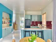 Villa đơn lập 4 phòng ngủ, gần bể bơi khu 3 Novaworld Phan Thiết