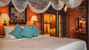 Top Hue Top Hue