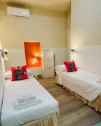Cute and Cozy Room - ColivingFlorence VdM
