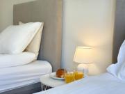 Quiet 2BR Apartment | Metro Wilanowska