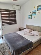 Casa Ultraviolet
