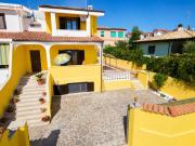 LALLOGGIO DEL SOLE APARTMENTS - elegant and welcoming residence with independent apartments, shared patio and parking area, near the beach and train station with hourly trains to Rome - Lido delle Sirene, Anzio