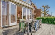 3 Bedroom Cozy Home In Uitgeest